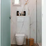 K *